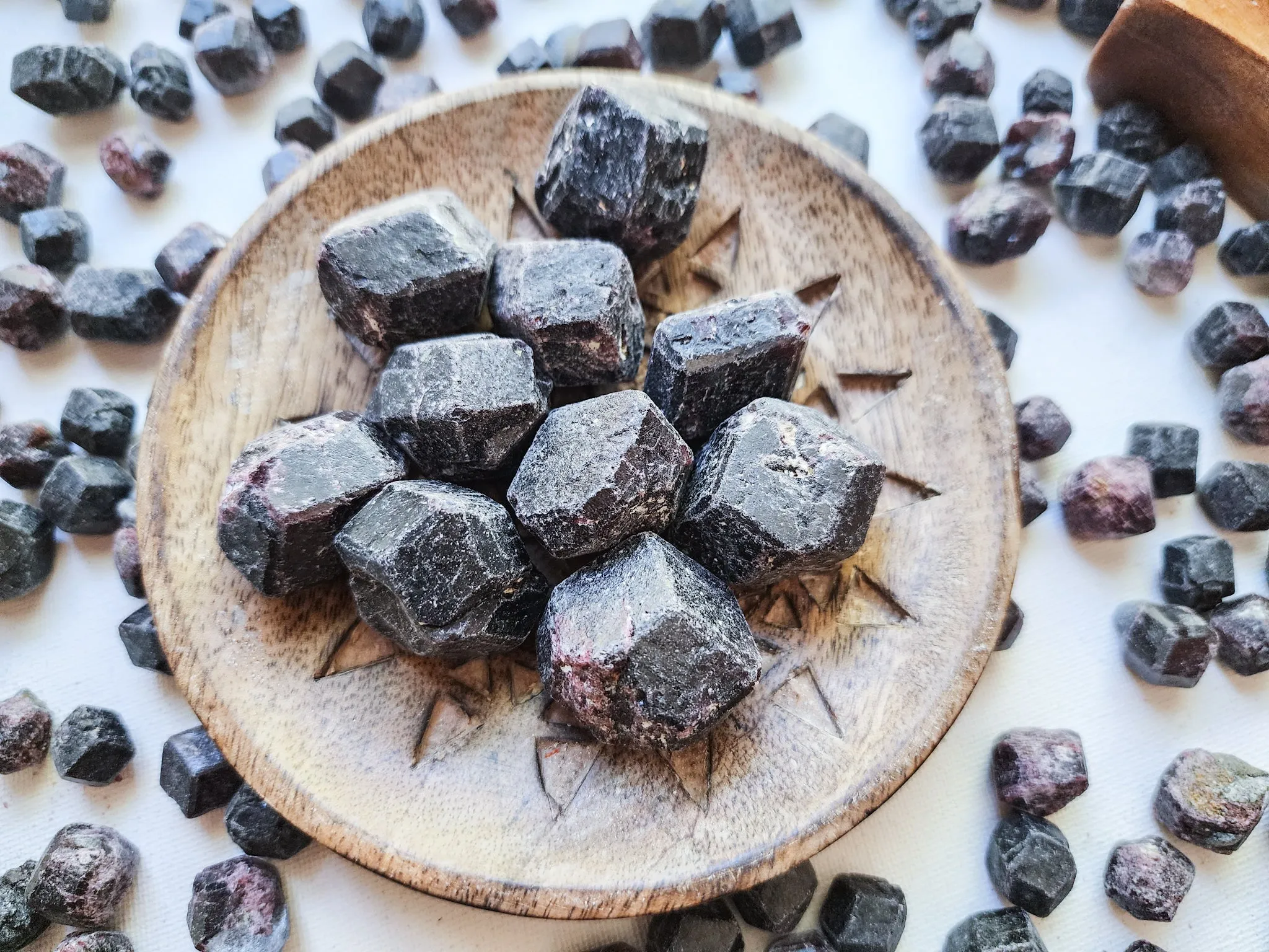 Garnet Raw Faceted Tumblen || Almandine Garnet