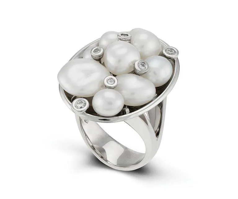 Pearl and diamond ring