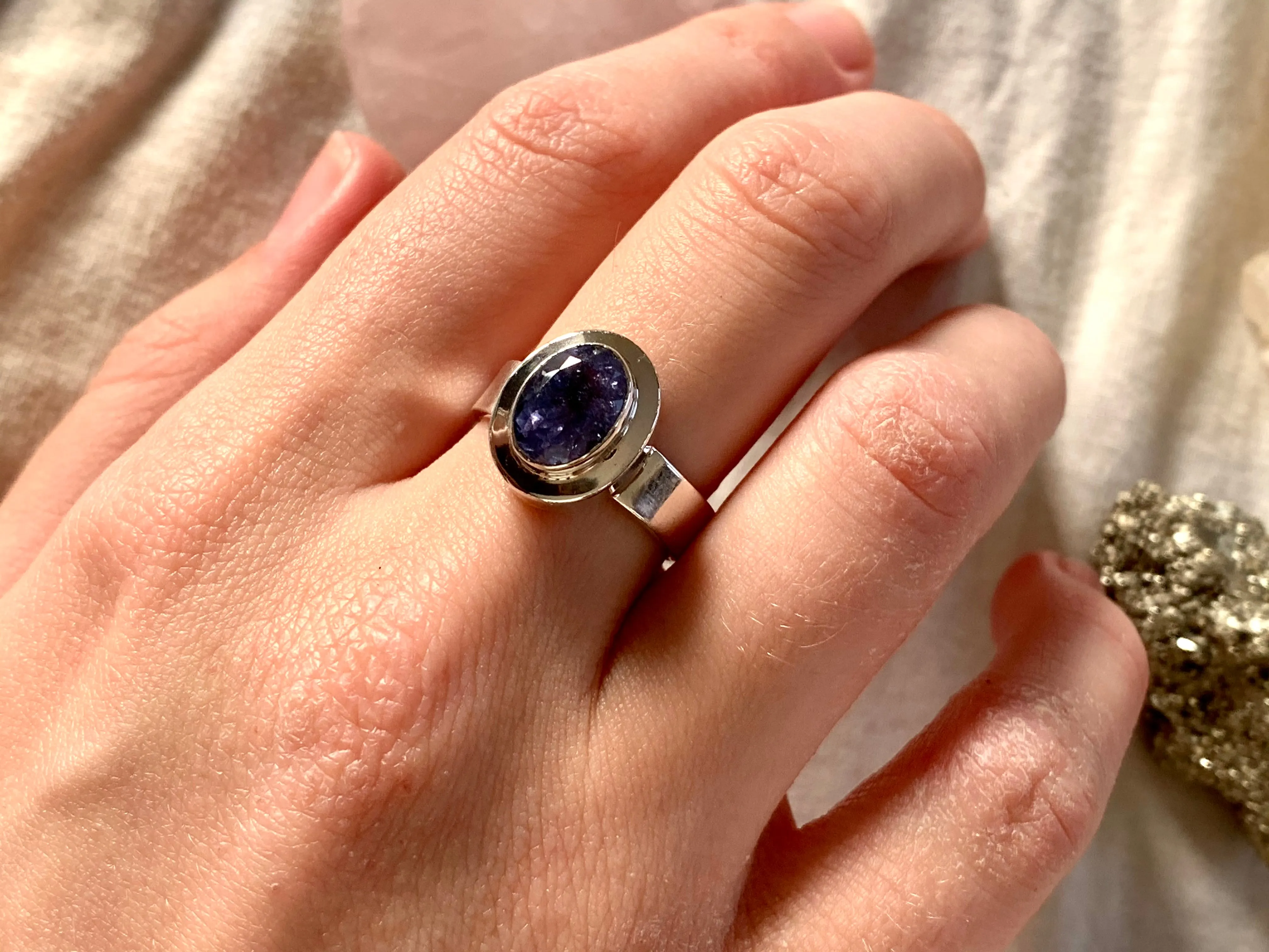 Tanzanite Ansley Ring - Small / Medium Oval